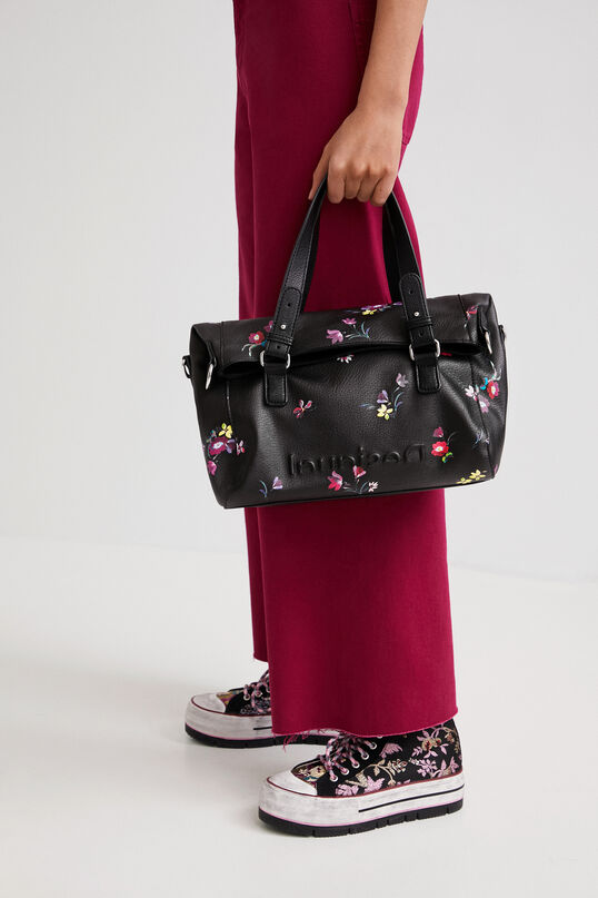 Desigual felhajtható kézi táska plusz vállpántokkal  apró színes festett virágos fekete