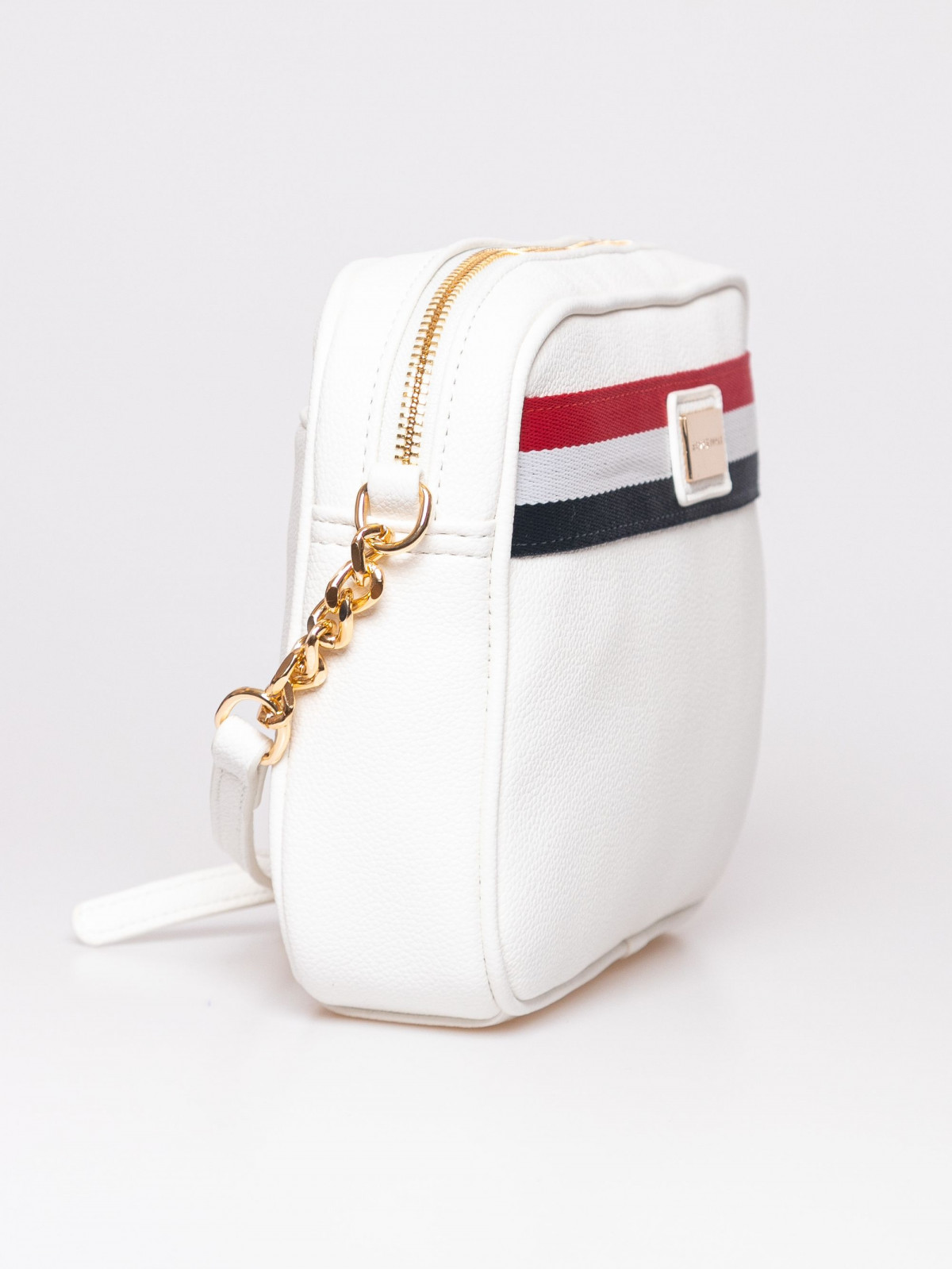 HeavyTools láncos vállpántos dekoratív női táska Elusive fehér
