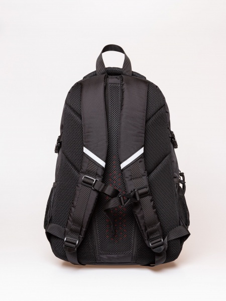 HeavyTools laptop és kulacs tartós hátizsák mellkascsattal ELERD fekete
