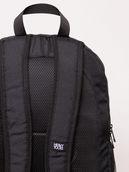 HeavyTools laptoptartós kulacstartós fűzős hátizsák EDDIE fekete