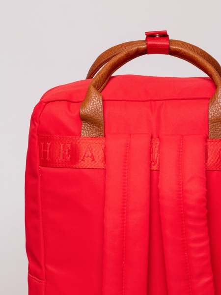 HeavyTools kézi táska és hátizsák egyben tabletartóval Elena tengerész piros